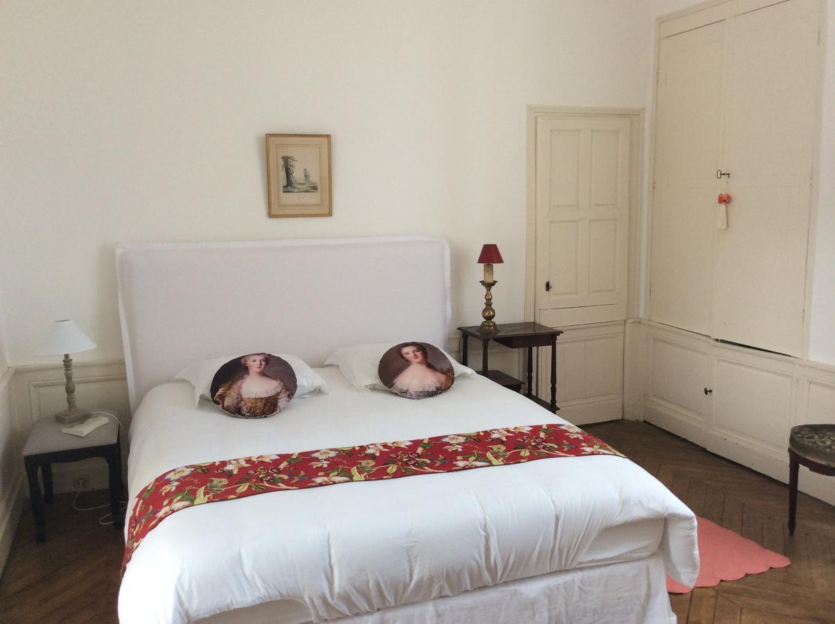 Hotel Des Tailles Mortagne-au-Perche Zewnętrze zdjęcie